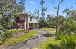 2 NE Fifth St, Steinhatchee, FL 32359