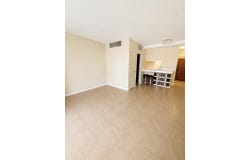 1271 POPLAR Ave, Memphis, TN 38104