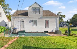 503 Myrtle Avenue, Sturgis, MI 49091