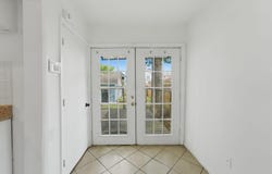 546 E Jenkins Avenue, Columbus, OH 43207