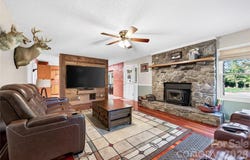 10 Old Turnpike Road, Mills River, NC 28759