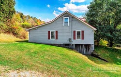 1068 Laurel Branch Road, Vilas, NC 28692