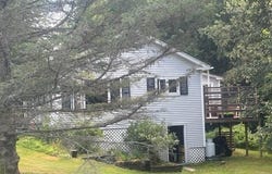 94 Neck Road, China, ME 04358
