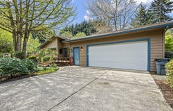 84 GREEN Ln, Eugene, OR 97404