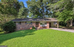 41 Poplar Way, Toccoa, GA 30577