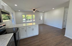 910 N Lafayette St., Beaver Dam, KY 42320