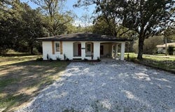 1906 E Canal St, Picayune, MS 39466