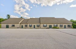 641 Main Road, Holden, ME 04429