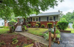 424 Lower Grassy Branch Road, Asheville, NC 28805