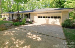 88 Botany Drive, Asheville, NC 28805