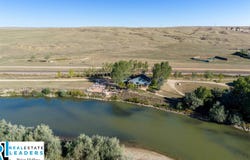 107 Coal Shadow Rd, Evansville, WY 82637