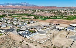 3979 W Sunset Dr, Santa Clara, UT 84765