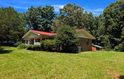 142 Roberts Road, Henagar, AL 35978