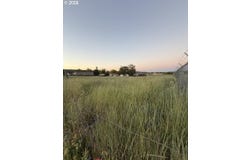 W Nesbitt St, Goldendale, WA 98620