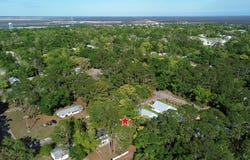 206 13th St, Apalachicola, FL 32320