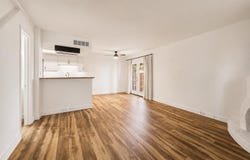 735 E NORTH Lane, Phoenix, AZ 85020