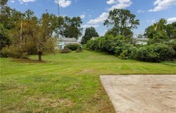 8435 E 56th Terrace, Kansas City, MO 64129