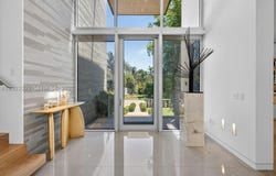 625 Curtiswood Dr, Key Biscayne, FL 33149