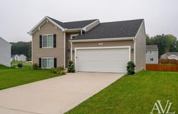 820 Harvest Drive, Wayland, MI 49348
