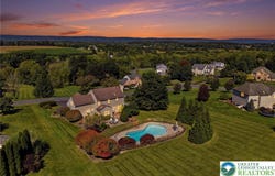 407 Danielle Drive, Bushkill Twp, PA 18064
