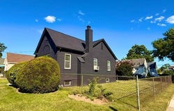 43 Elinor Place, Freeport, NY 11520