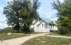329 N Maverick St, Gordon, NE 69343