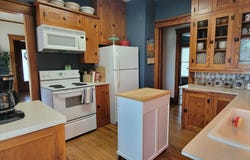 108 2nd Ave SW, West Bend, IA 50597