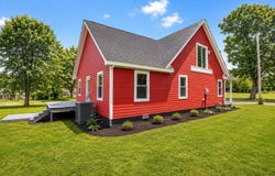 107 E 2nd Avenue, Hebron, OH 43025