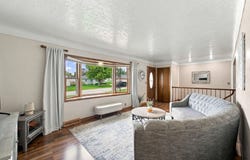 1156 Lindner Drive, Waterloo, IA 50702