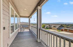332 Avalon Terrace, Eagle Point, OR 97524