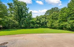 755 Dunaire Way, Jonesboro, GA 30238