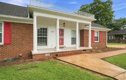 403 W Monroe Ave, Okolona, MS 38860