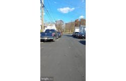 261 HIGHLAND Avenue, TRENTON, NJ 08618