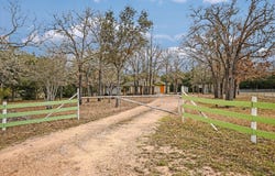 309 Stolle Ln, Flatonia, TX 78941