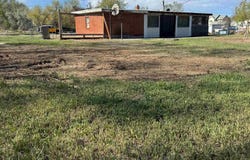 1947 E 4th Ave, Twin Falls, ID 83301-3301