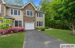 22 Amber Drive, Old Bridge, NJ 08857