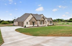 471 Red Bird Drive, Springtown, TX 76082