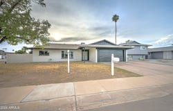 7702 N 48th Avenue, Glendale, AZ 85301