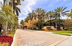 16101 Emerald Estates Dr, Weston, FL 33331