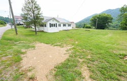 327 Walnut Street, Gate City, VA 24251