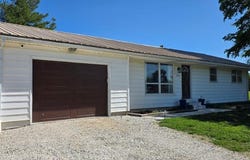 31901 Vine, Macon, MO 63552