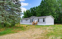 8636 Maple Road, Lyons, MI 48851