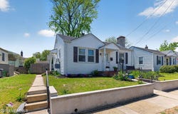 130 Stockton Avenue, Ocean Grove, NJ 07756