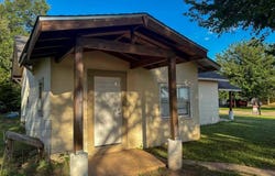 406 E. Walnut Ave., Enid, OK 73701