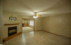 122 Parkside Drive, Algona, IA 50511