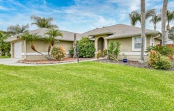 5398 Soundview Ave, St Augustine, FL 32080
