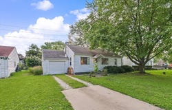815 Balboa Road, Champaign, IL 61820