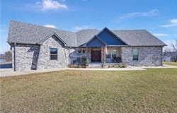 1118 Private Rd 2648, Lamar, AR 72846