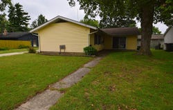 1127 Ebeling Drive, South Bend, IN 46615-3705