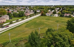 24W737 Central Avenue, Roselle, IL 60172